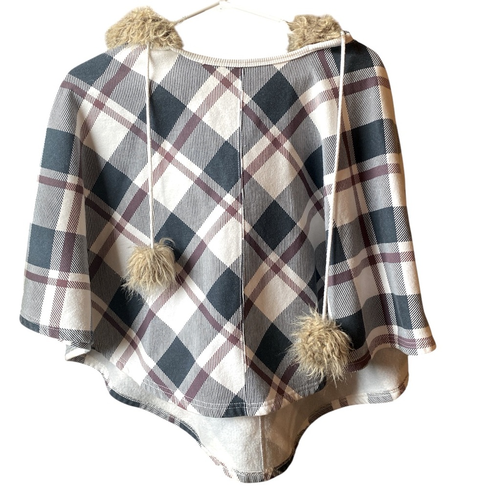 Fur trimmed poncho size medium (size 7)